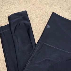 Lululemon black leggings 4